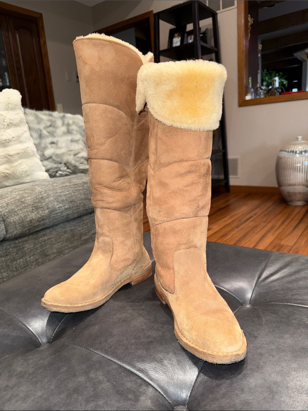 Ugg Samantha Women’s Tall Suede Shearling-Lined Winter Boots - Tan Size US 8.5M
